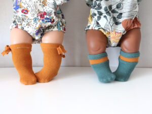 Patron de couture poupée - Chaussettes Cléo - in FRENCH and ENGLISH